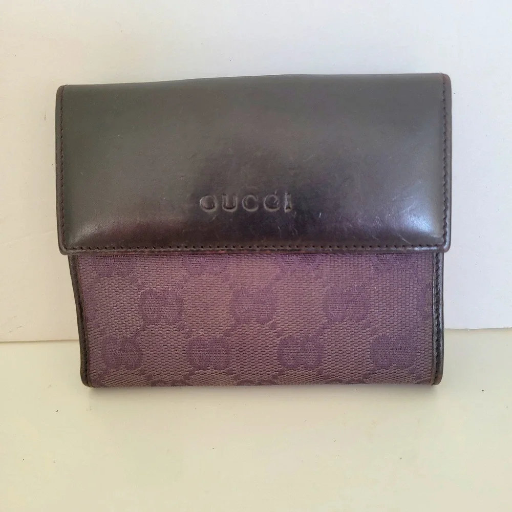 Gucci GG Monogram Canvas Leather Bifold Wallet Purple‎ Brown 143387-2091 Italian